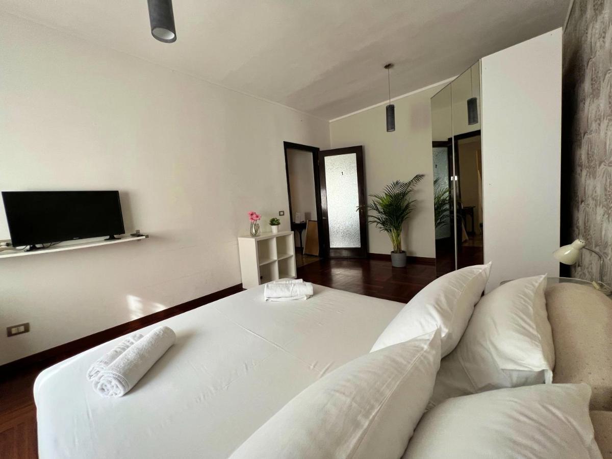 Appartme Guest House Seveso 40 Милан Экстерьер фото